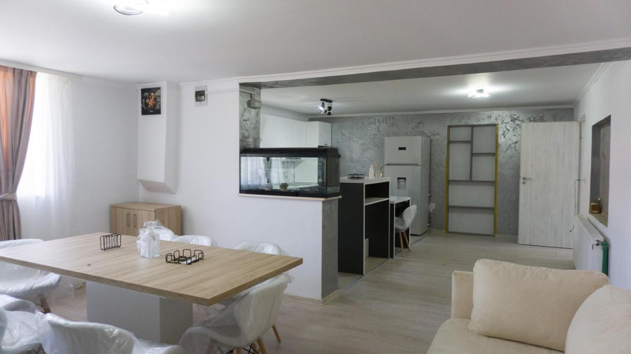 Casuta Din Drumul Muntelui Dragus Exterior foto