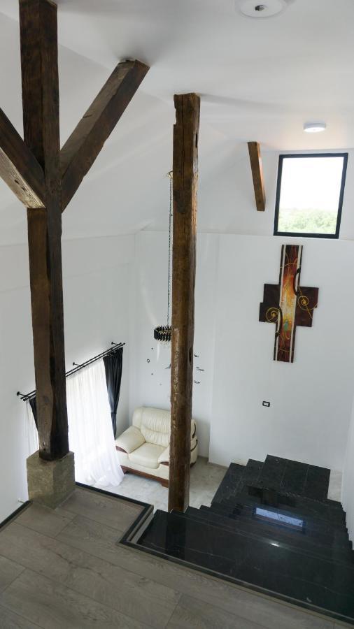 Casuta Din Drumul Muntelui Dragus Exterior foto