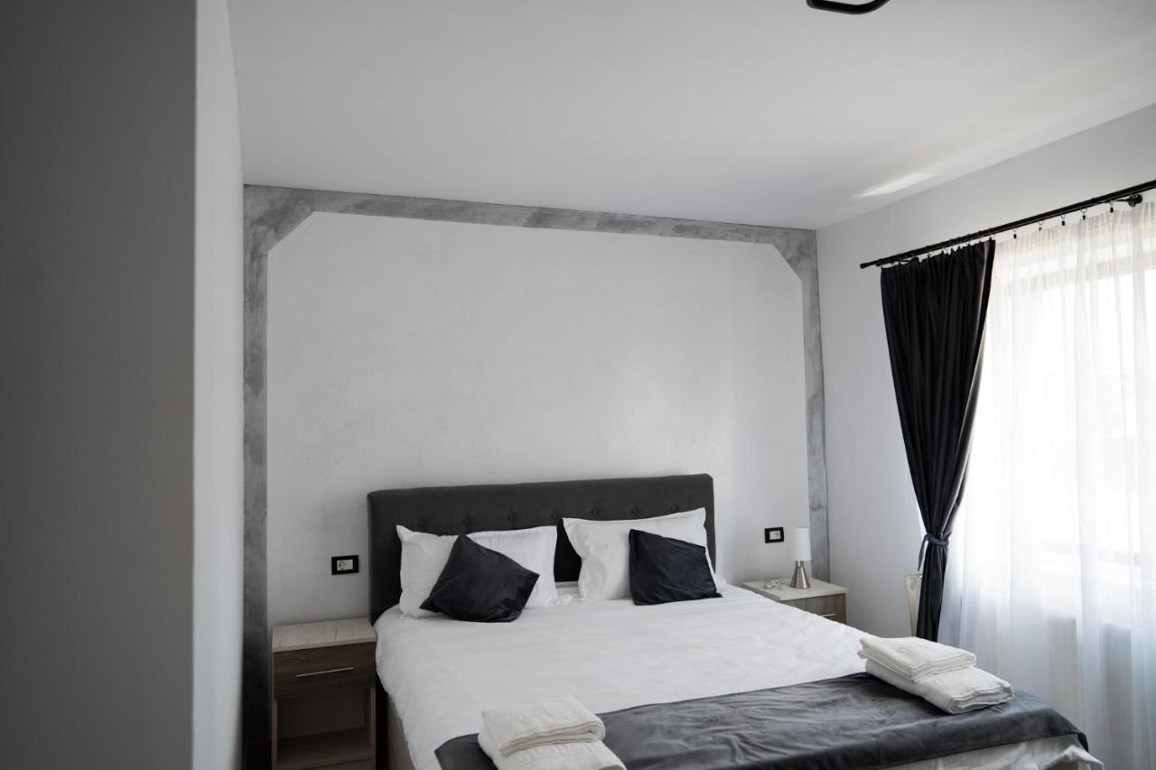 Casuta Din Drumul Muntelui Dragus Exterior foto