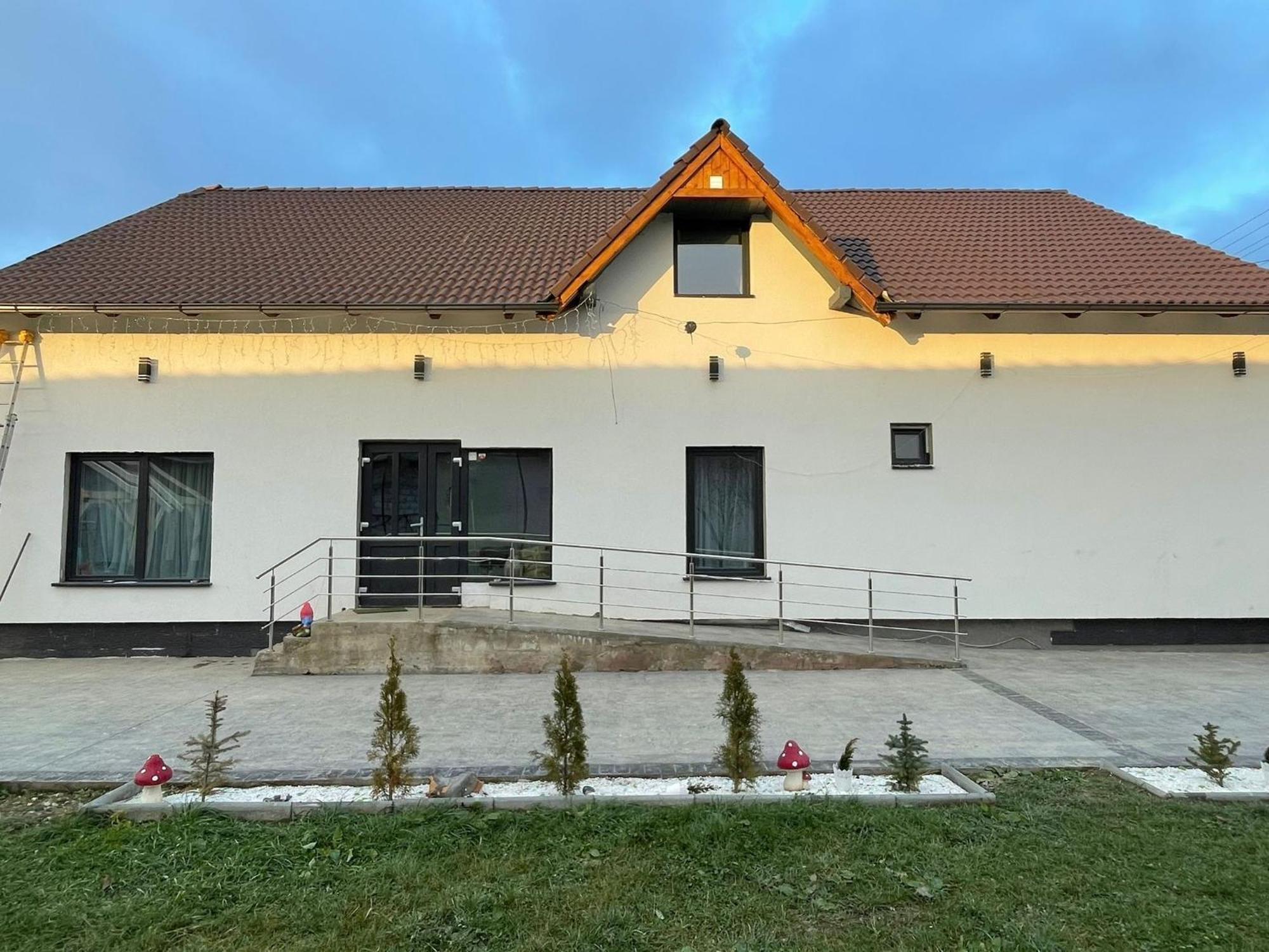 Casuta Din Drumul Muntelui Dragus Exterior foto